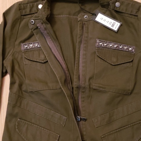 Romeo and Juliet army green jacket. - Picture 5 of 5